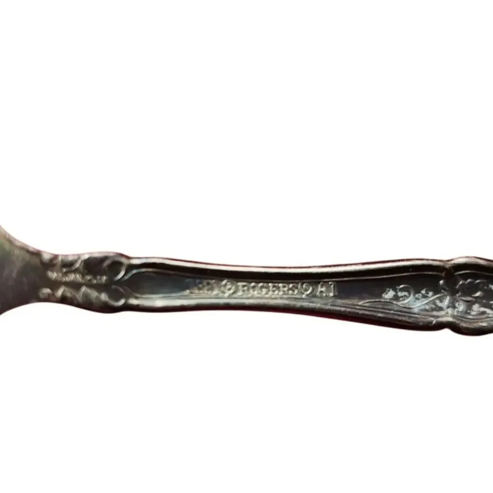 4 Oneida La Vigne Silverplate 1908 Five O’Clock Teaspoon Vintage Grape 5 1/8”